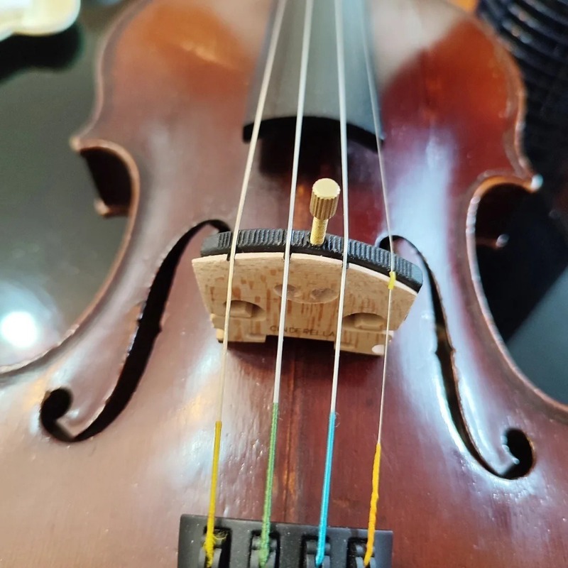 Podnośnik strun do mostka skrz – Musical Instrument Strings recenzja i cena