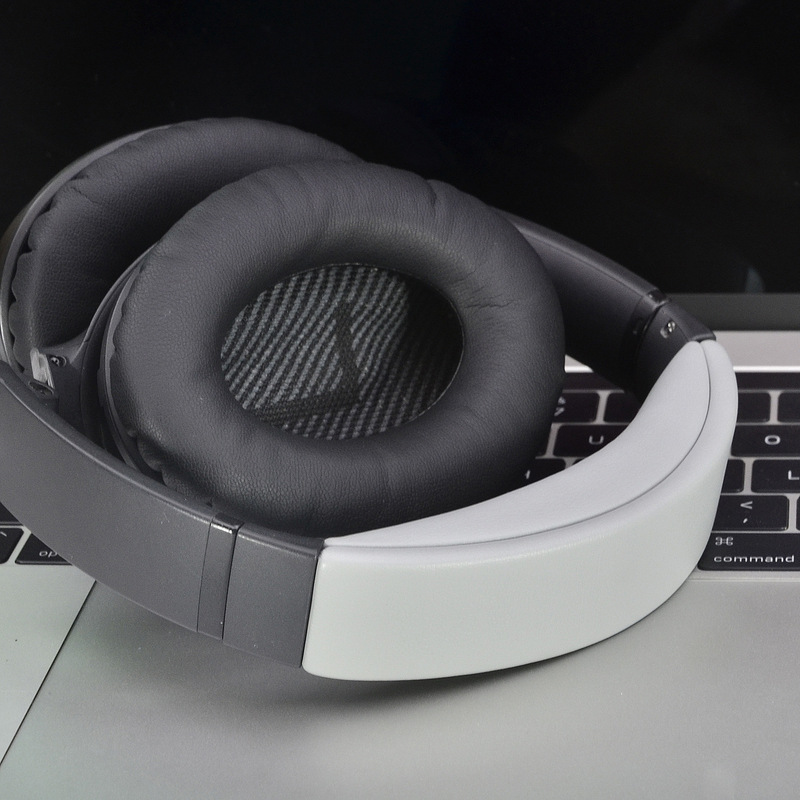 Wytrzymała gąbkowa poduszka na – Bose Headphone Qc45 recenzja i cena